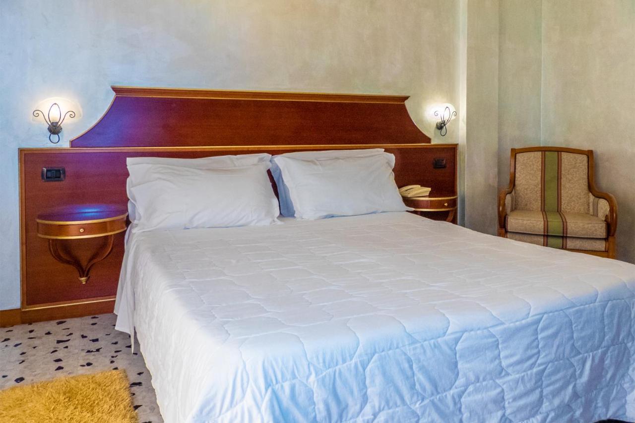 Hotel Astoria Fermo Ngoại thất bức ảnh