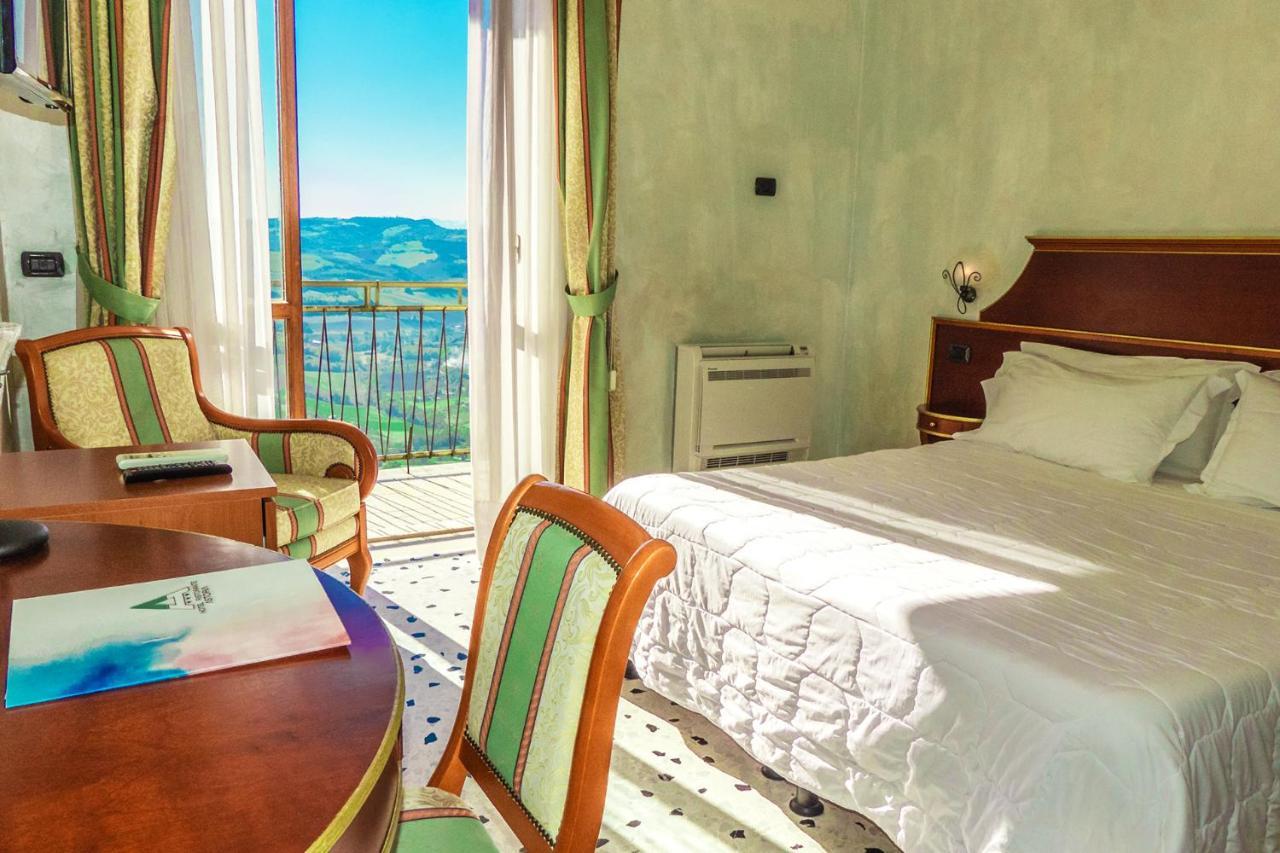 Hotel Astoria Fermo Ngoại thất bức ảnh