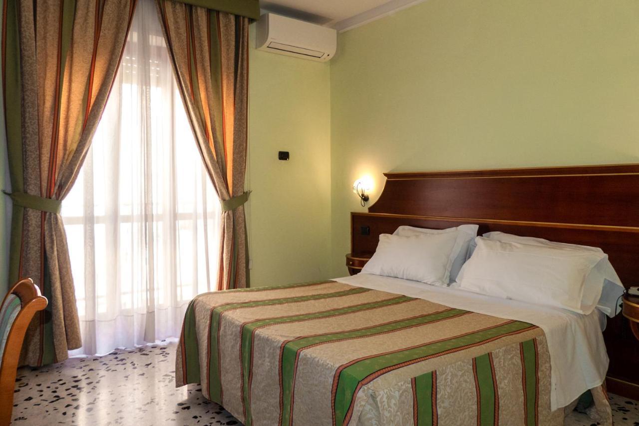 Hotel Astoria Fermo Ngoại thất bức ảnh